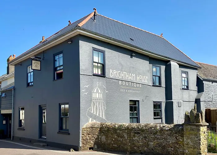 Brightham House - Exclusively For Adults