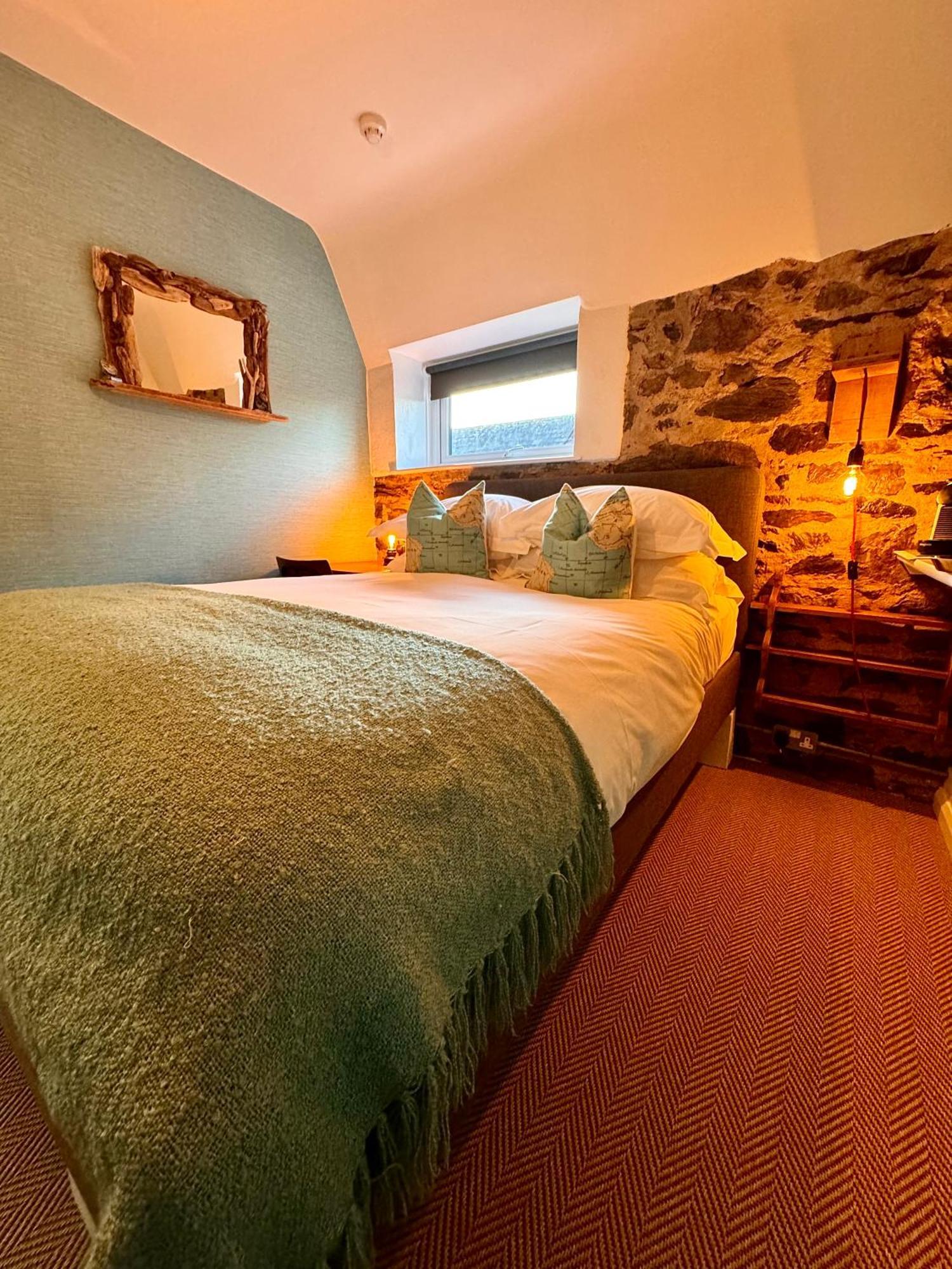 Bed & Breakfast Brightham House - Exclusively For Adults