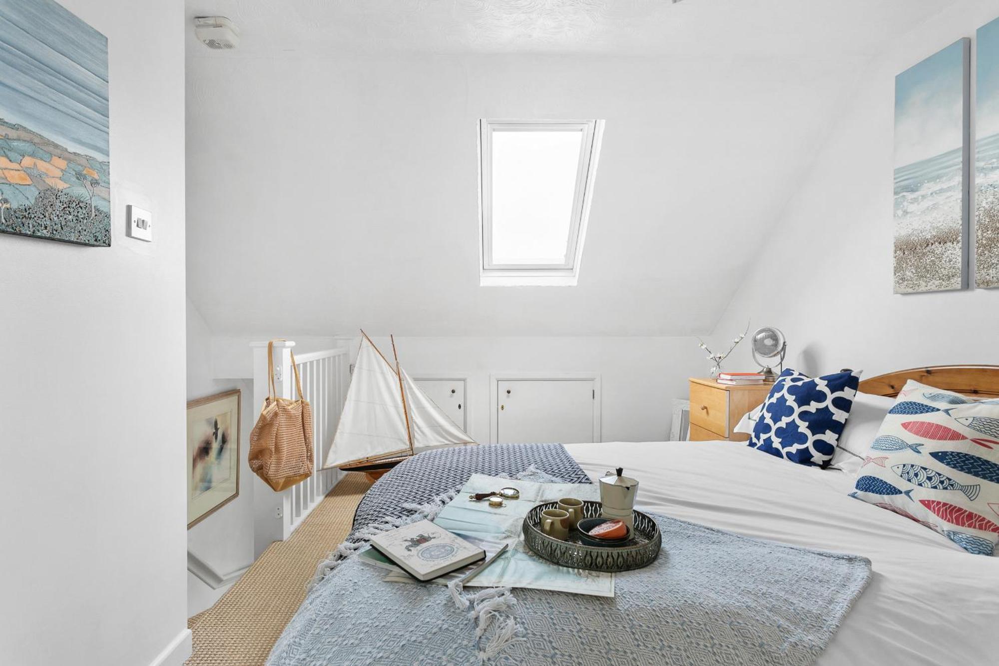 Pippin - Character With The Spirit Of The Sea Holiday home Salcombe