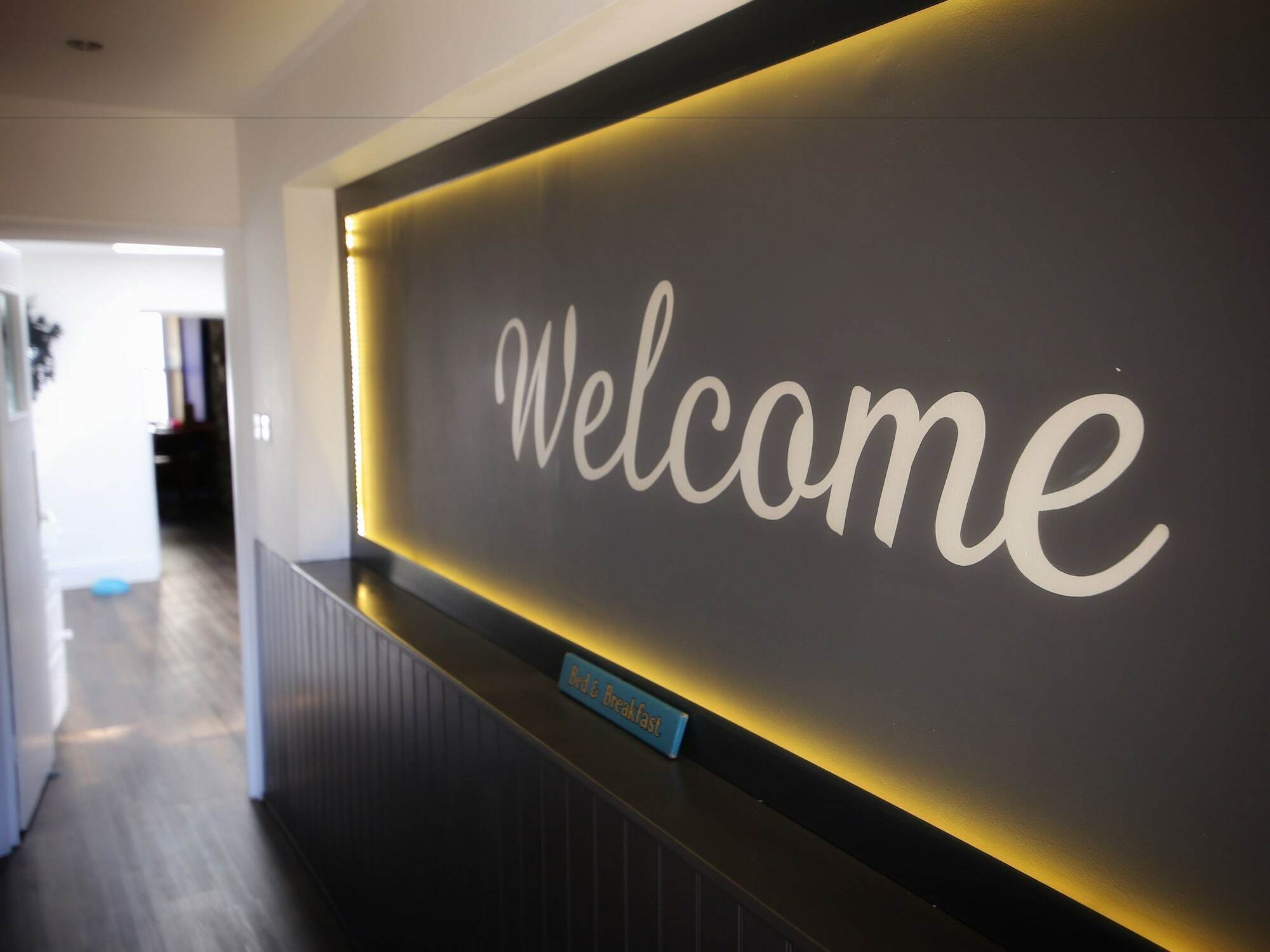 Brightham House - Exclusively For Adults