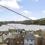 Knots Landing, Salcombe