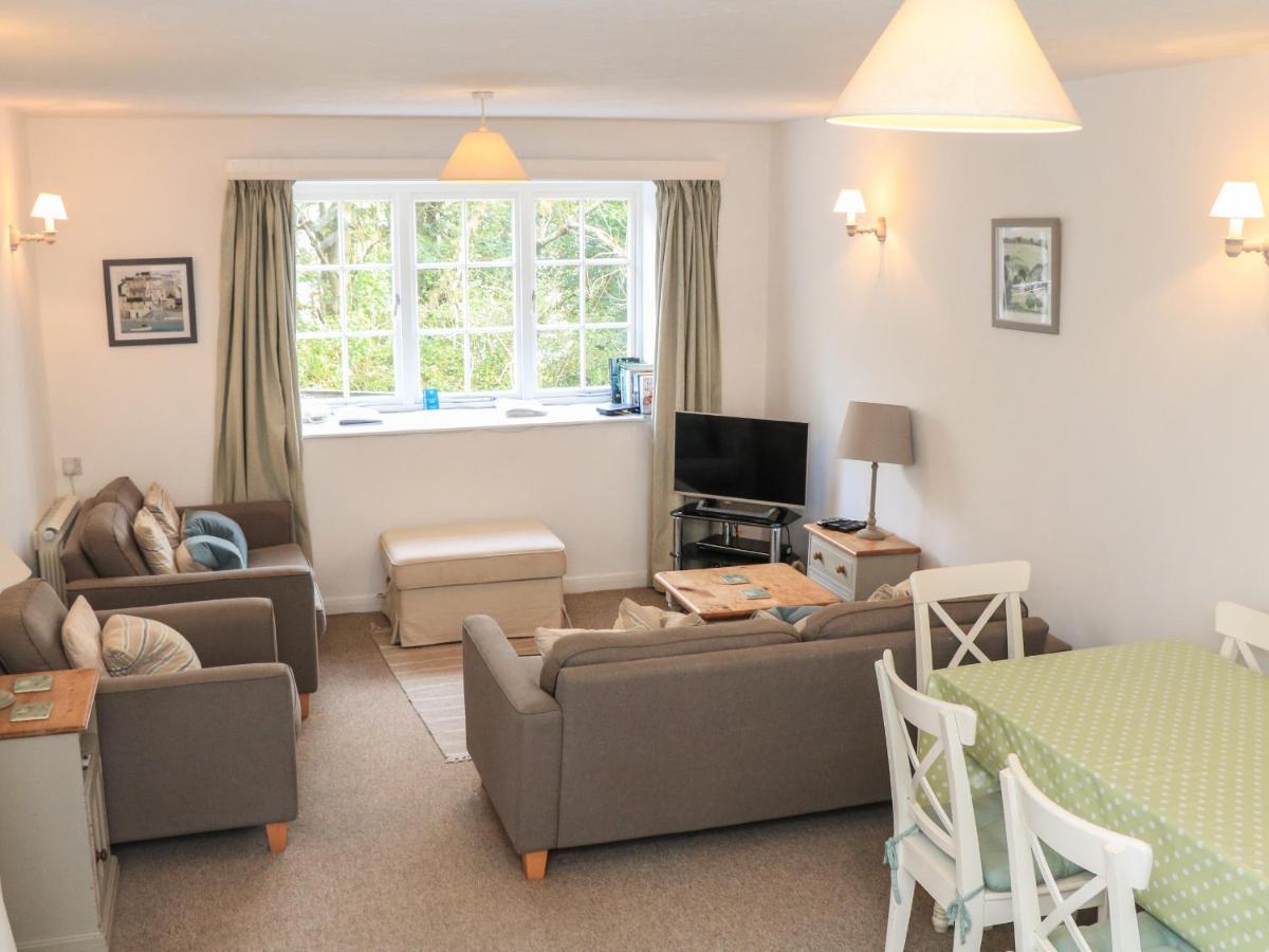 3 Moult Farm * Salcombe