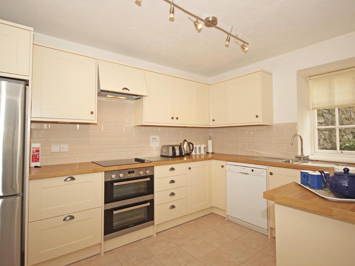 3 Moult Farm * Salcombe