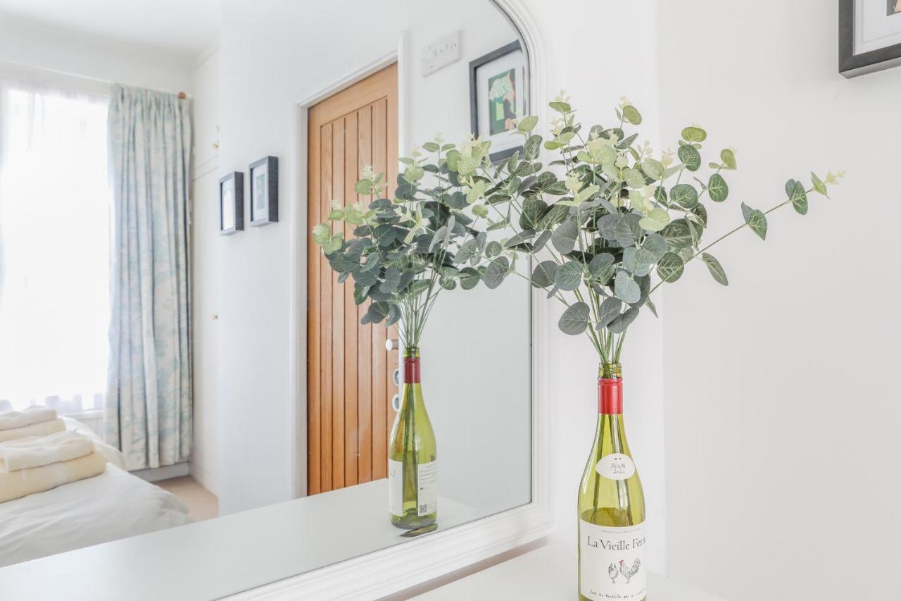 4 Glenthorne House Apartment