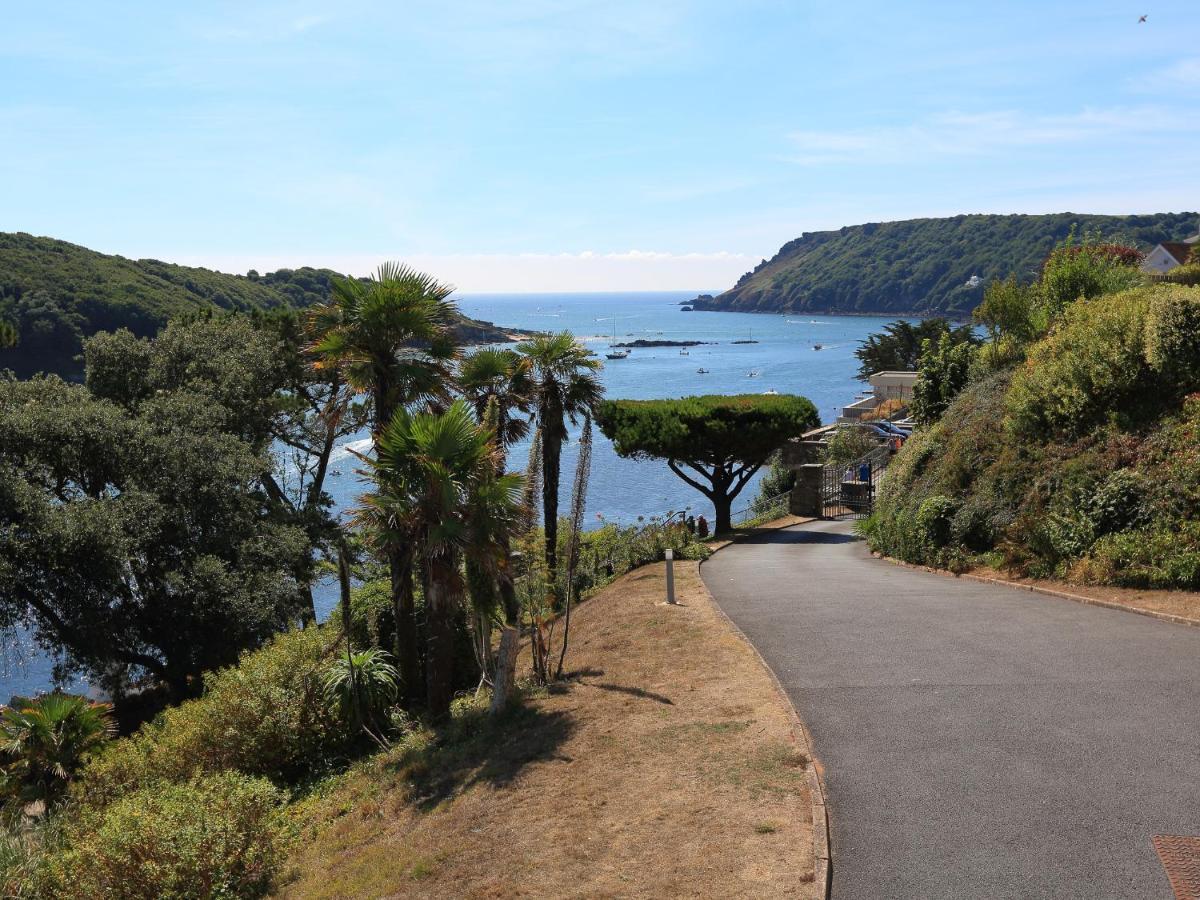 2 Poundstone Court * Salcombe