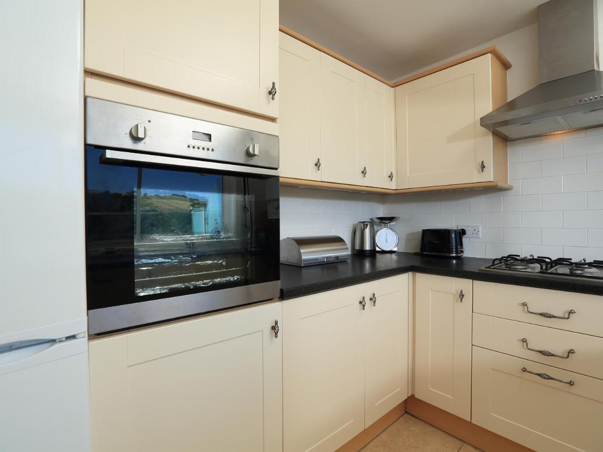 2 Poundstone Court Salcombe