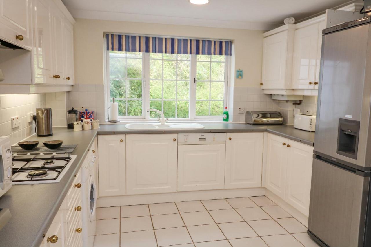 4 St Elmo Court * Salcombe