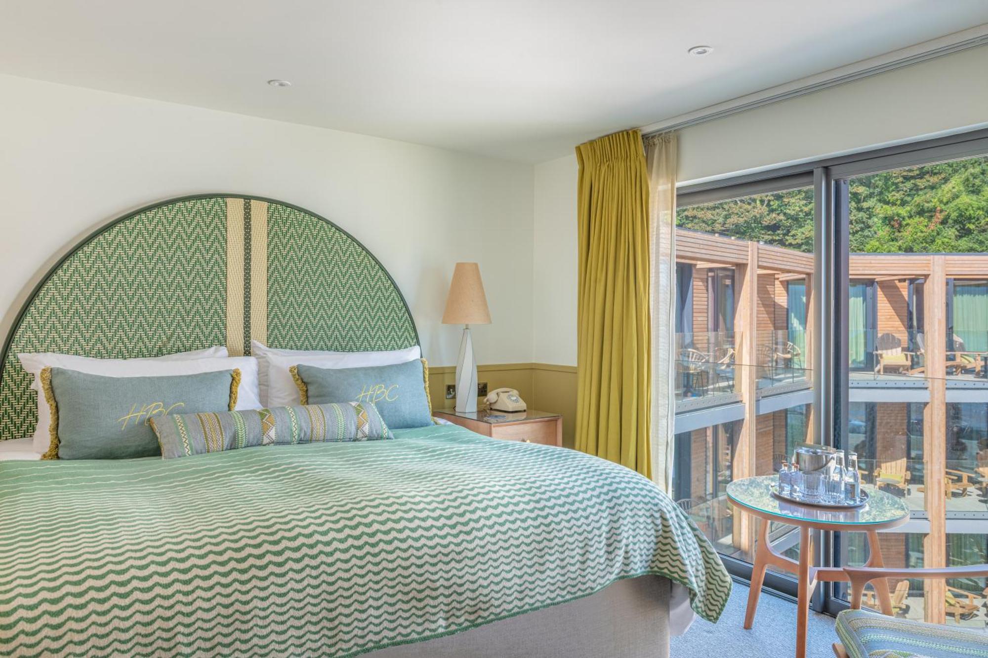 Harbour Club, & 4* Salcombe