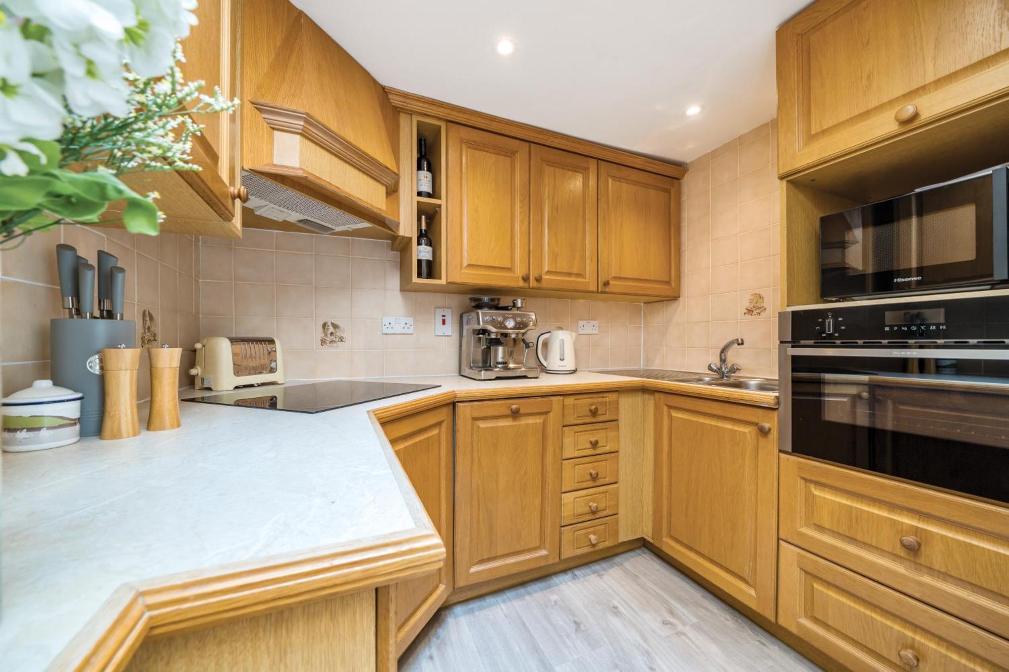 N ° 42 The Salcombe