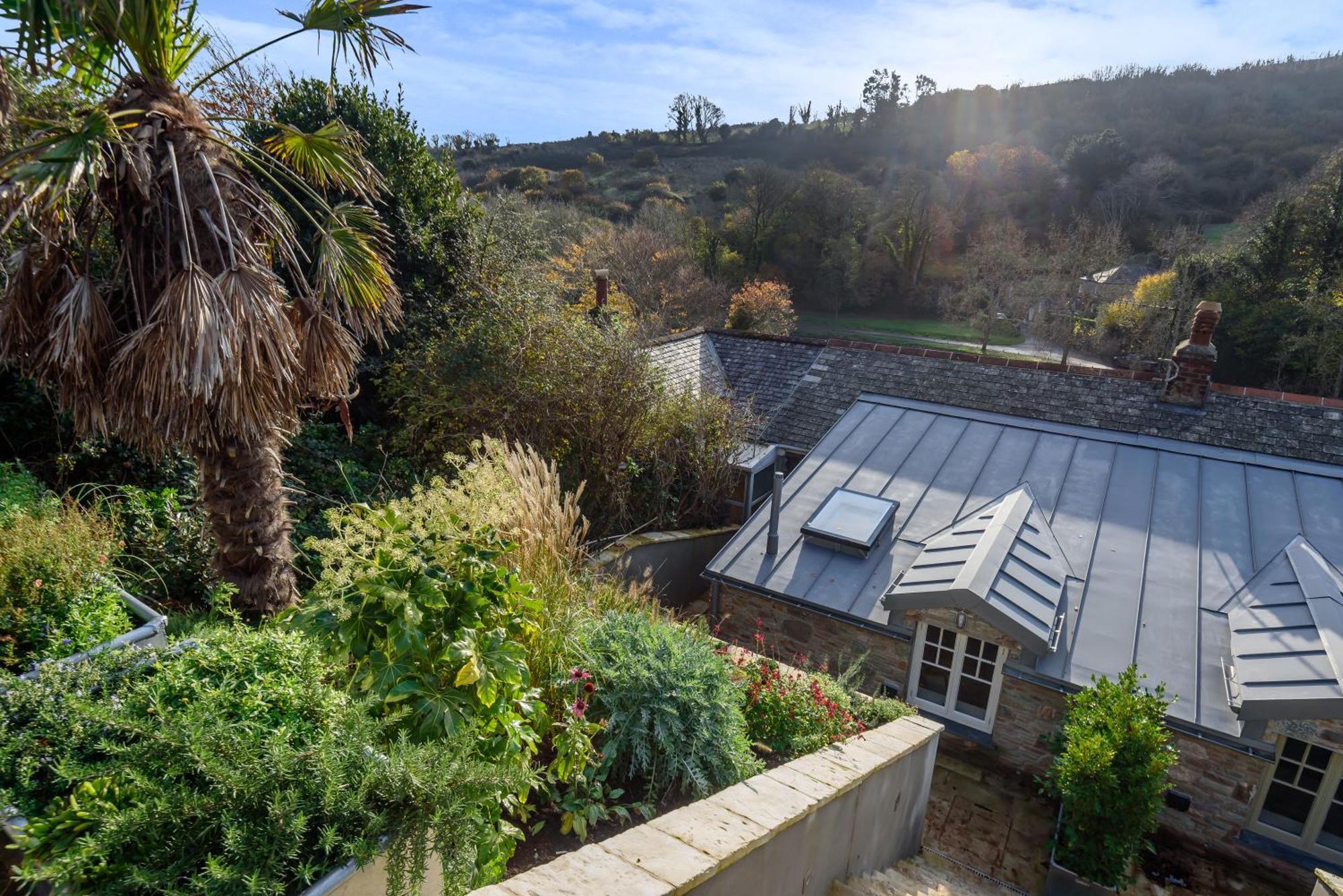 In Tranquil Hamlet Salcombe