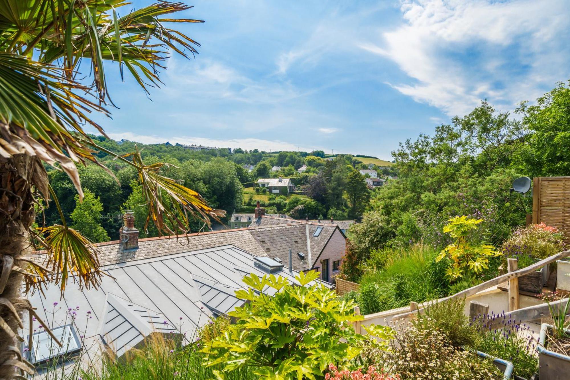 In Tranquil Hamlet Salcombe
