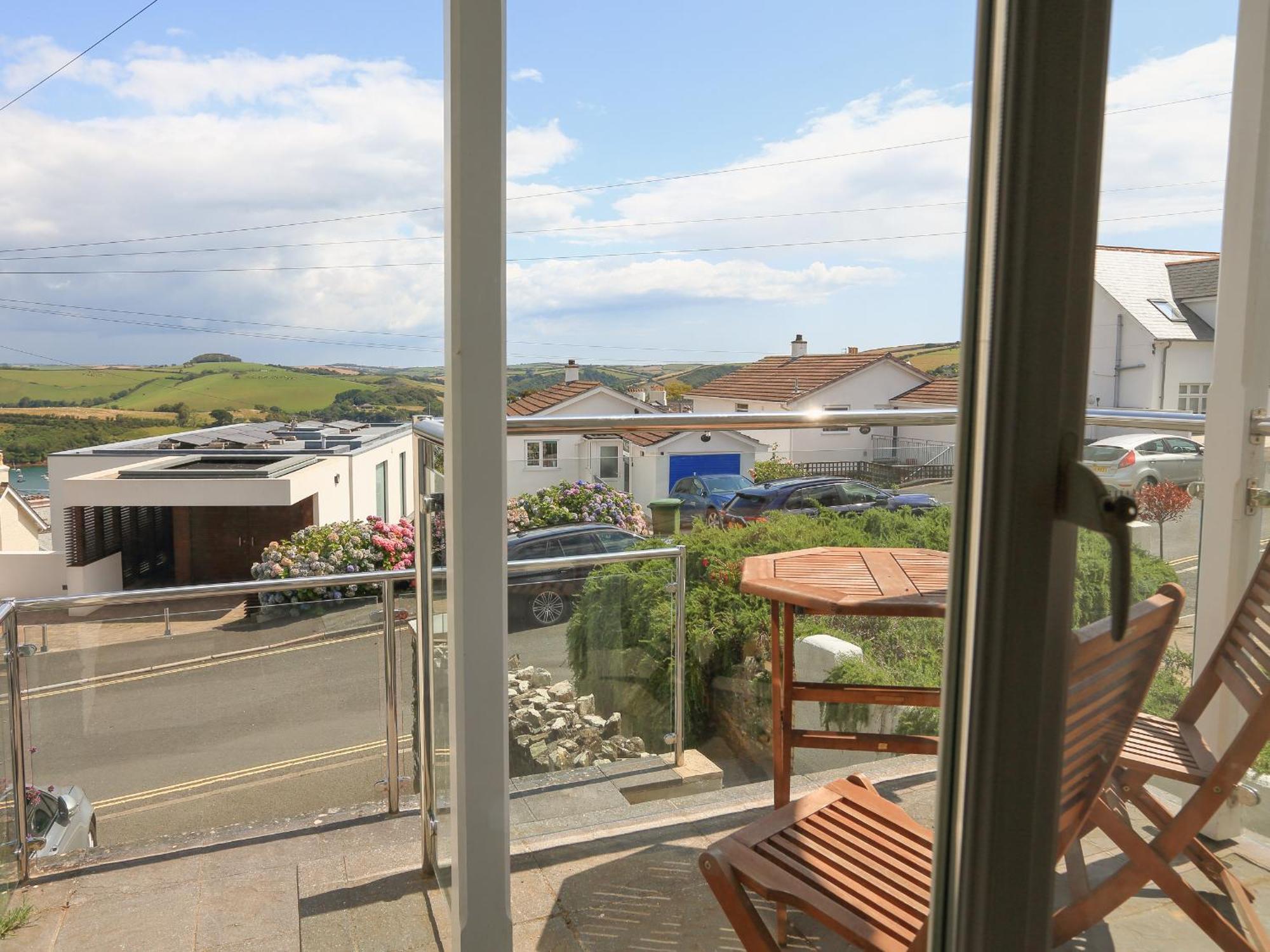 1 Lyndhurst * Salcombe