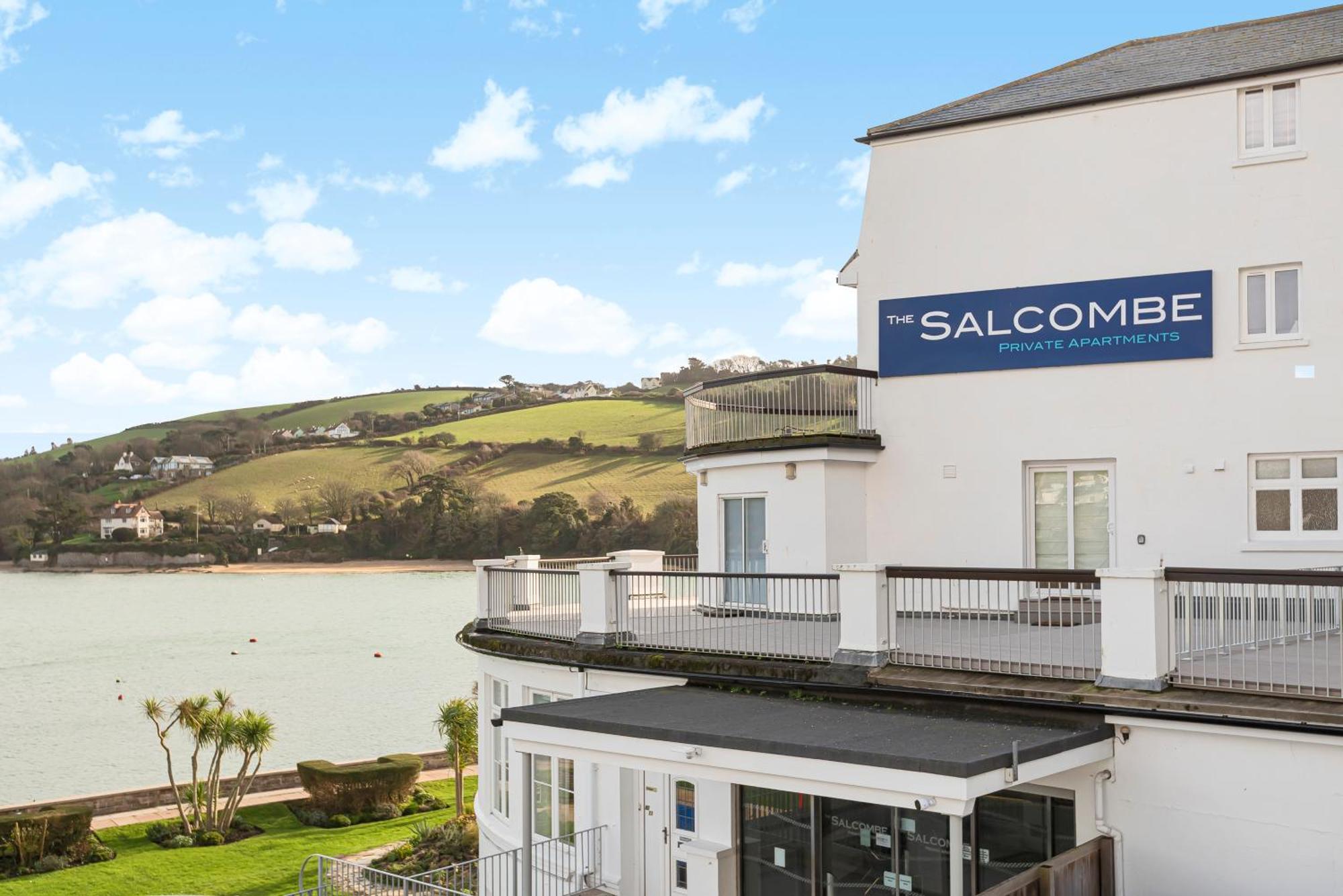 N ° 42 The Salcombe