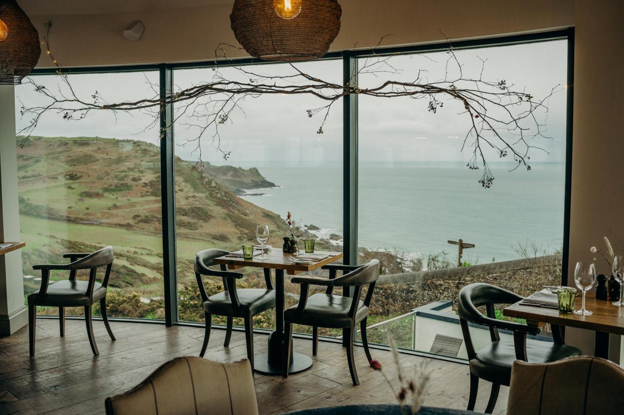 Gara Rock Hotel