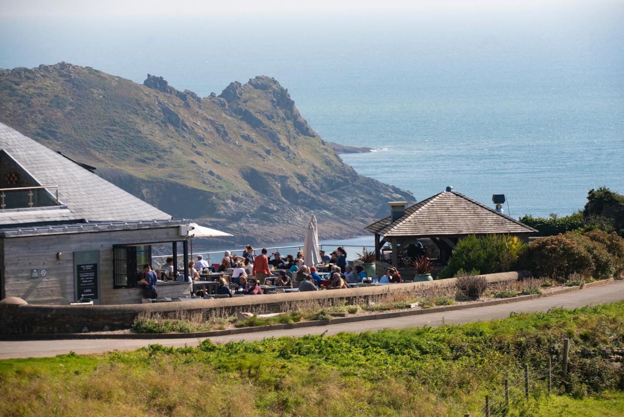 Hotel Gara Rock *