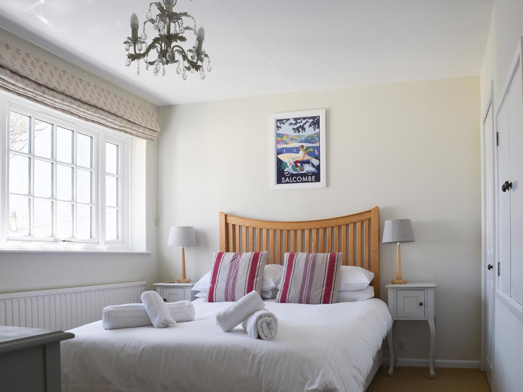 Kings 9 Salcombe