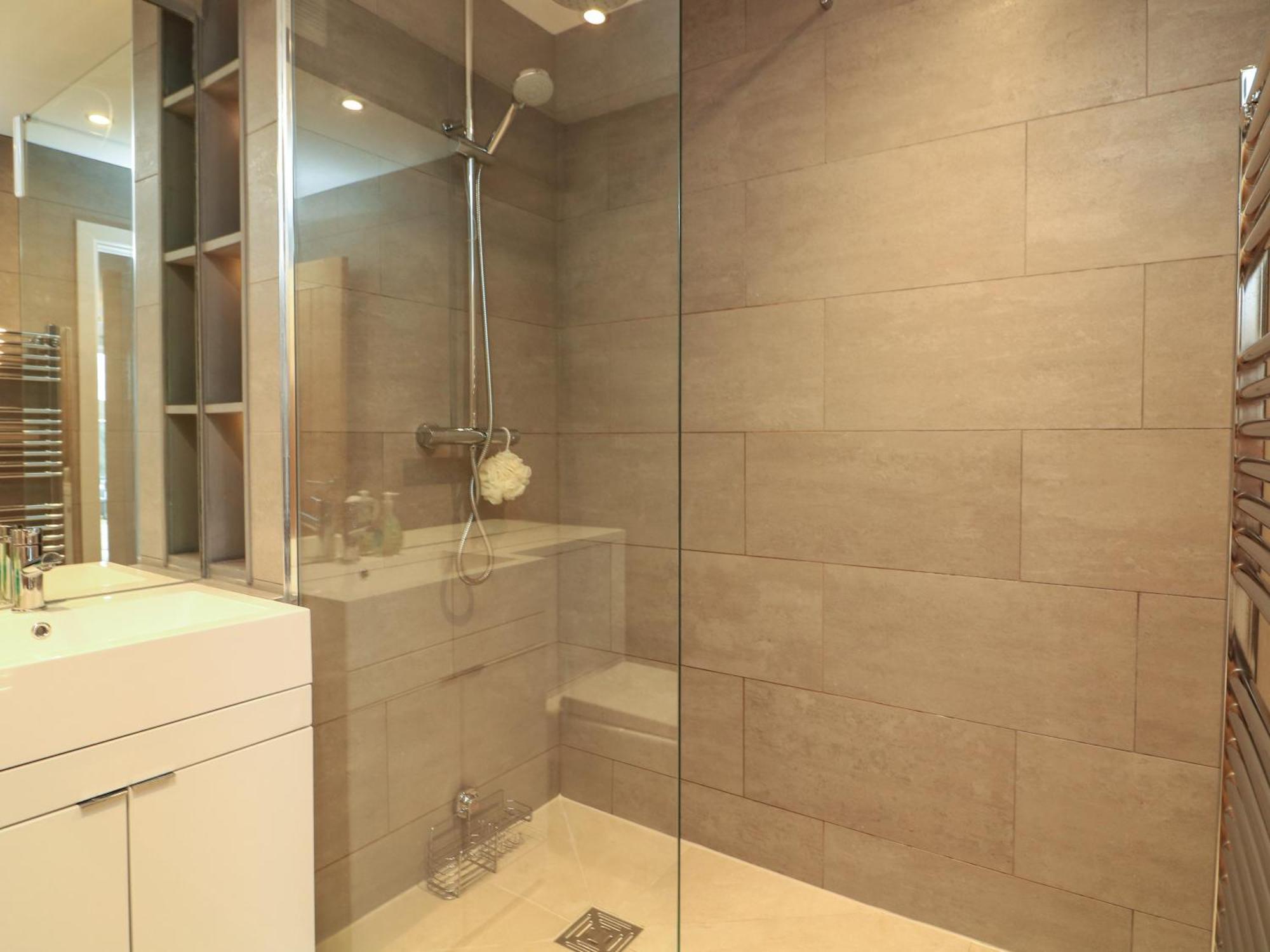 3 Hamstone Court * Salcombe