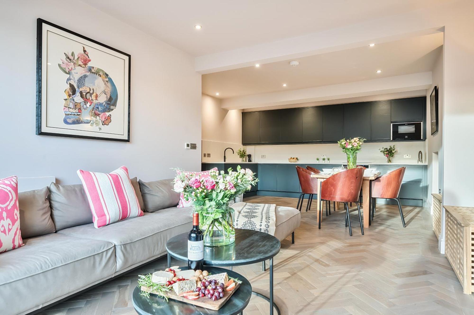 Knots Landing, Apartamento *