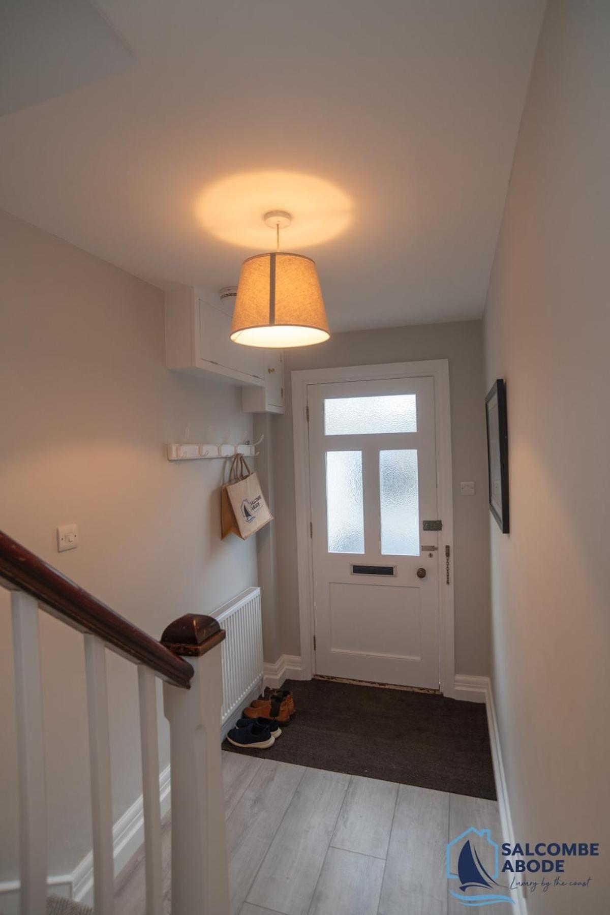 Stylish Sanctuary - Estuary Views - Outside Space Holiday home Salcombe