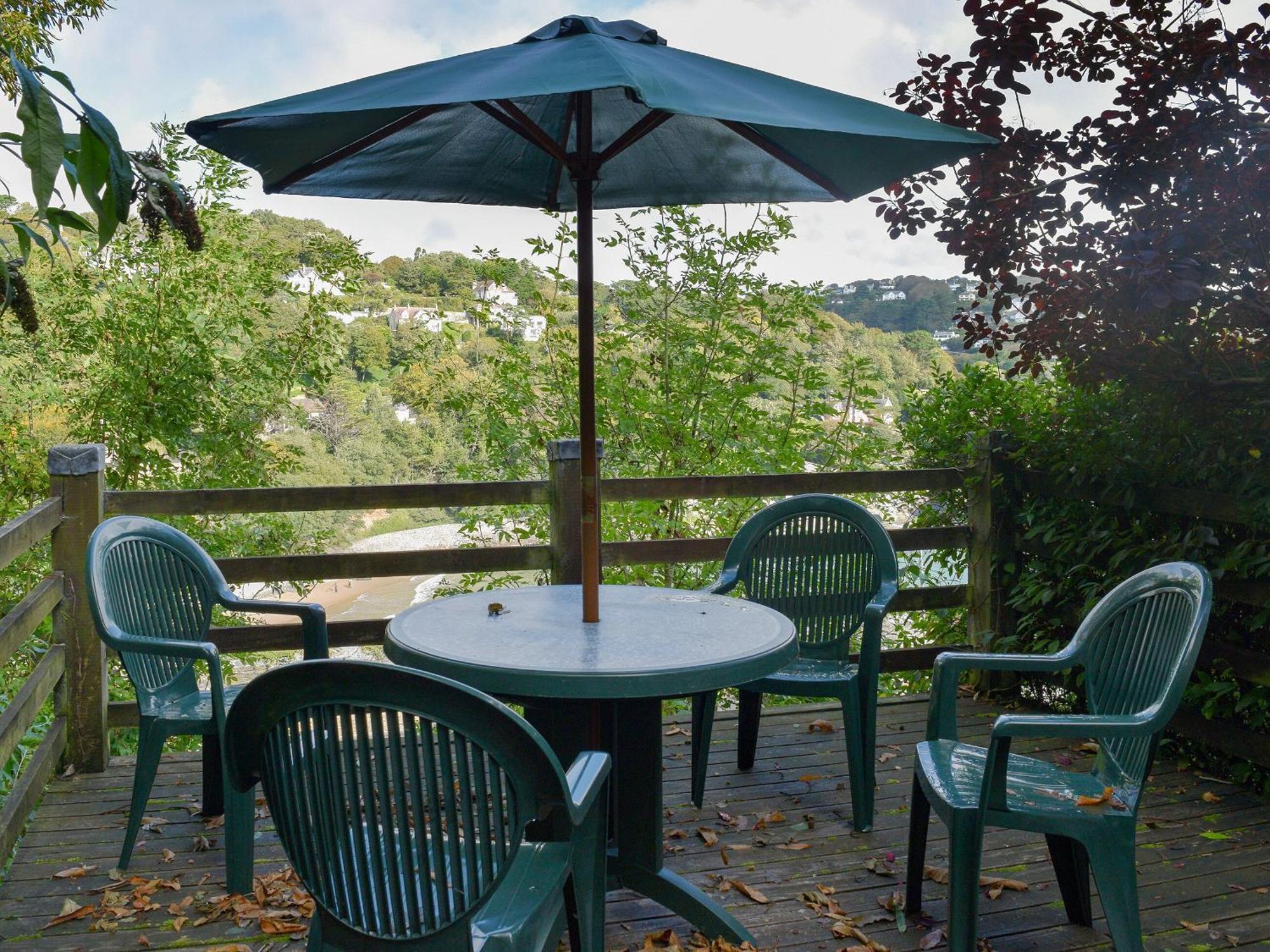 Estuary House Flat 3 *