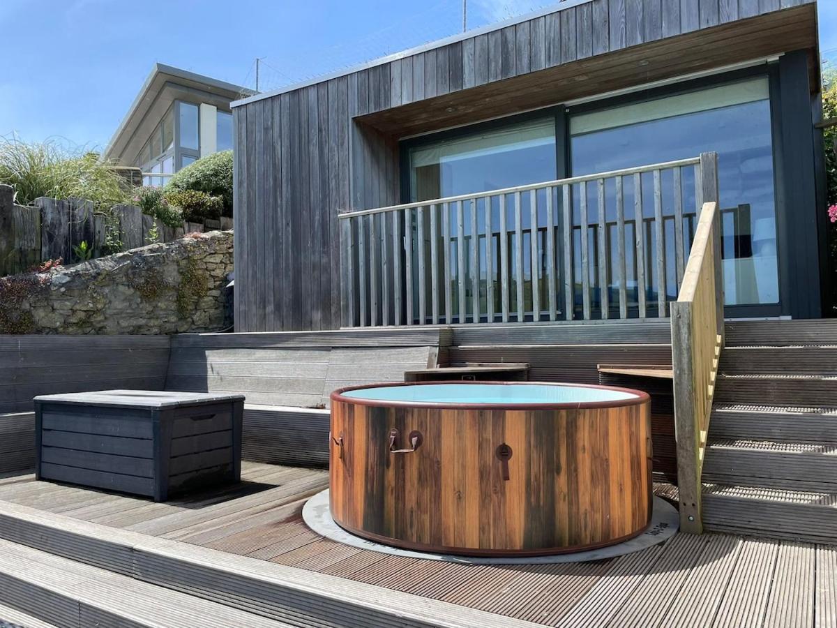 Casa de férias Absolute Heart Of - Estuary Views, Sauna, Hot Tub Salcombe
