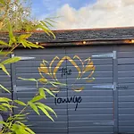 Brightham House - Exclusively For Adults