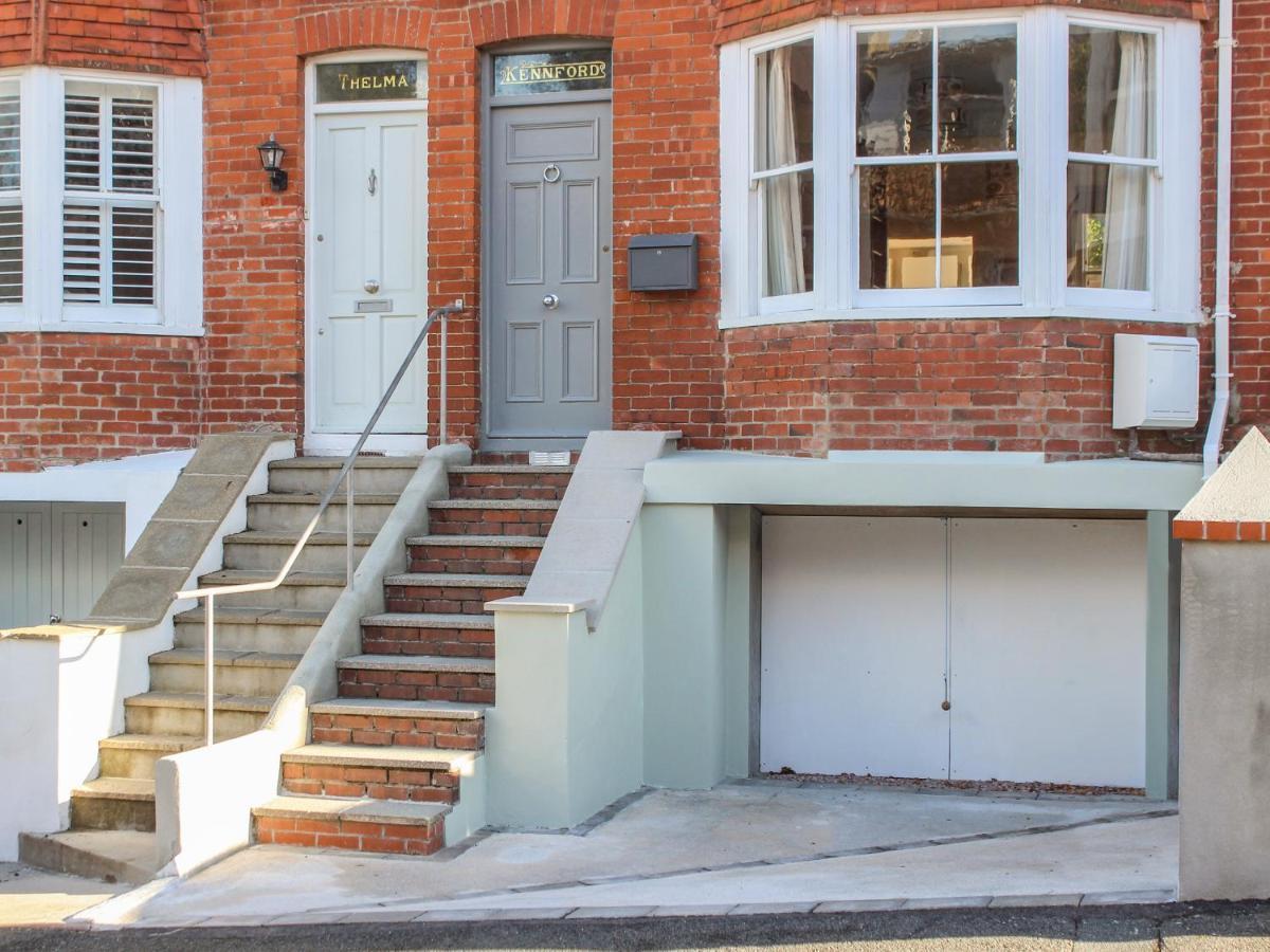 Kennford Holiday home *