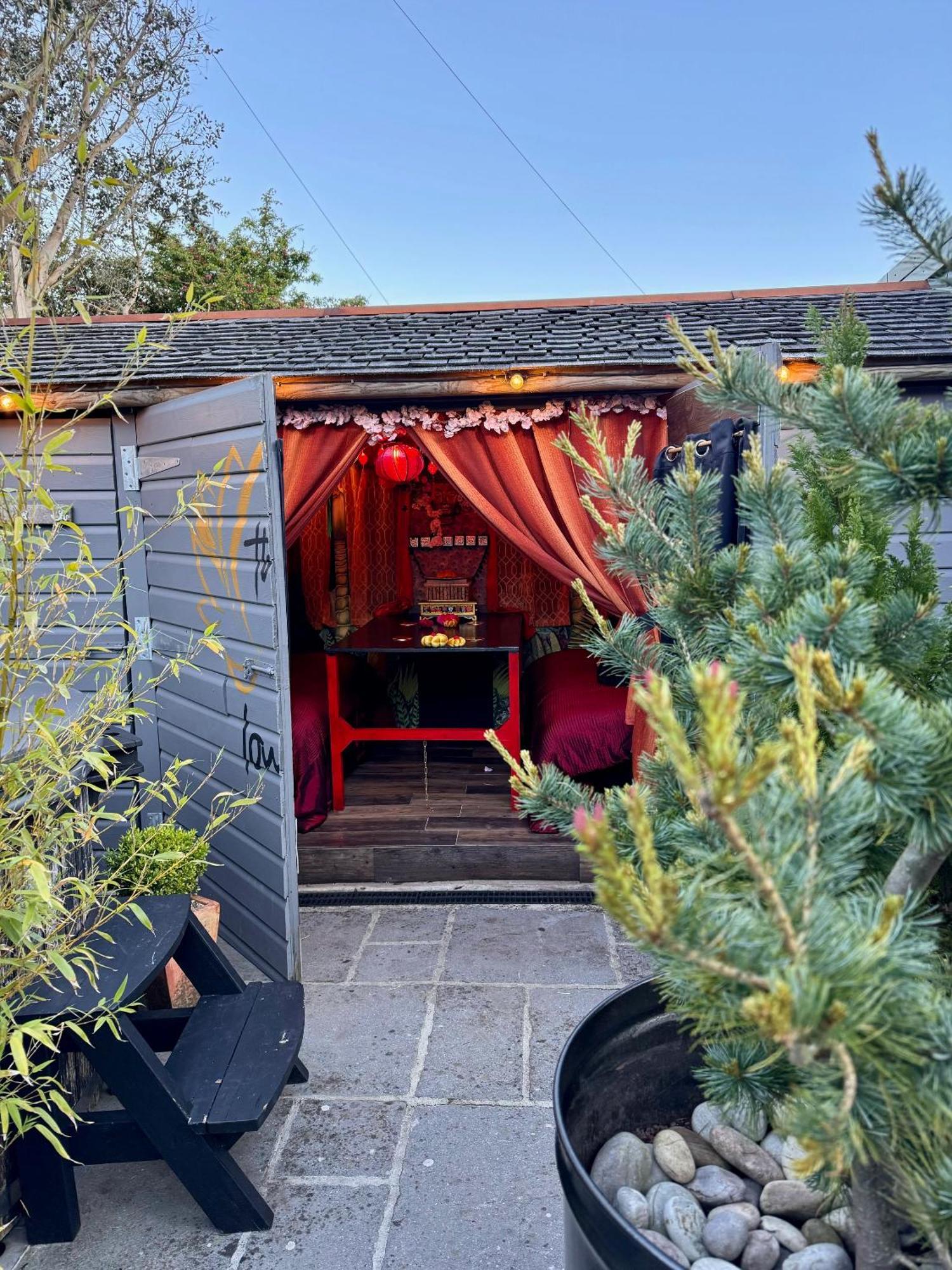 Bed & Breakfast Brightham House - Exclusively For Adults 5*